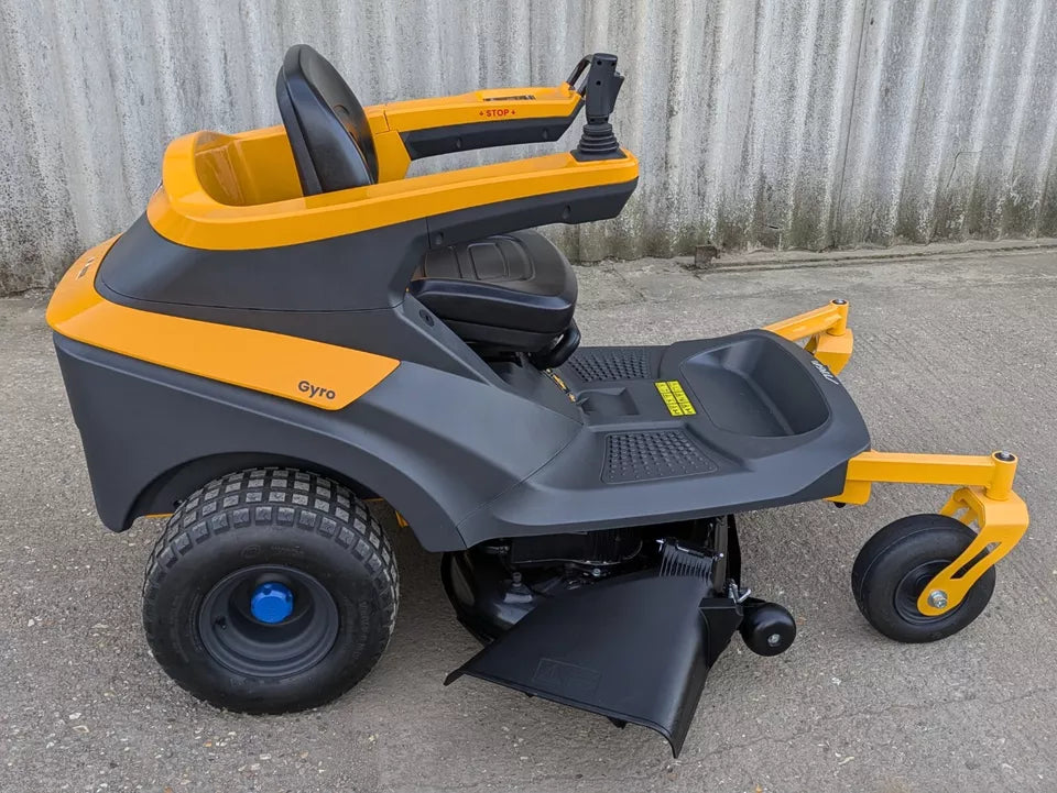 Stiga GYRO 700E Battery Powered Axial Zero Turn Ride On Lawnmower - NEW