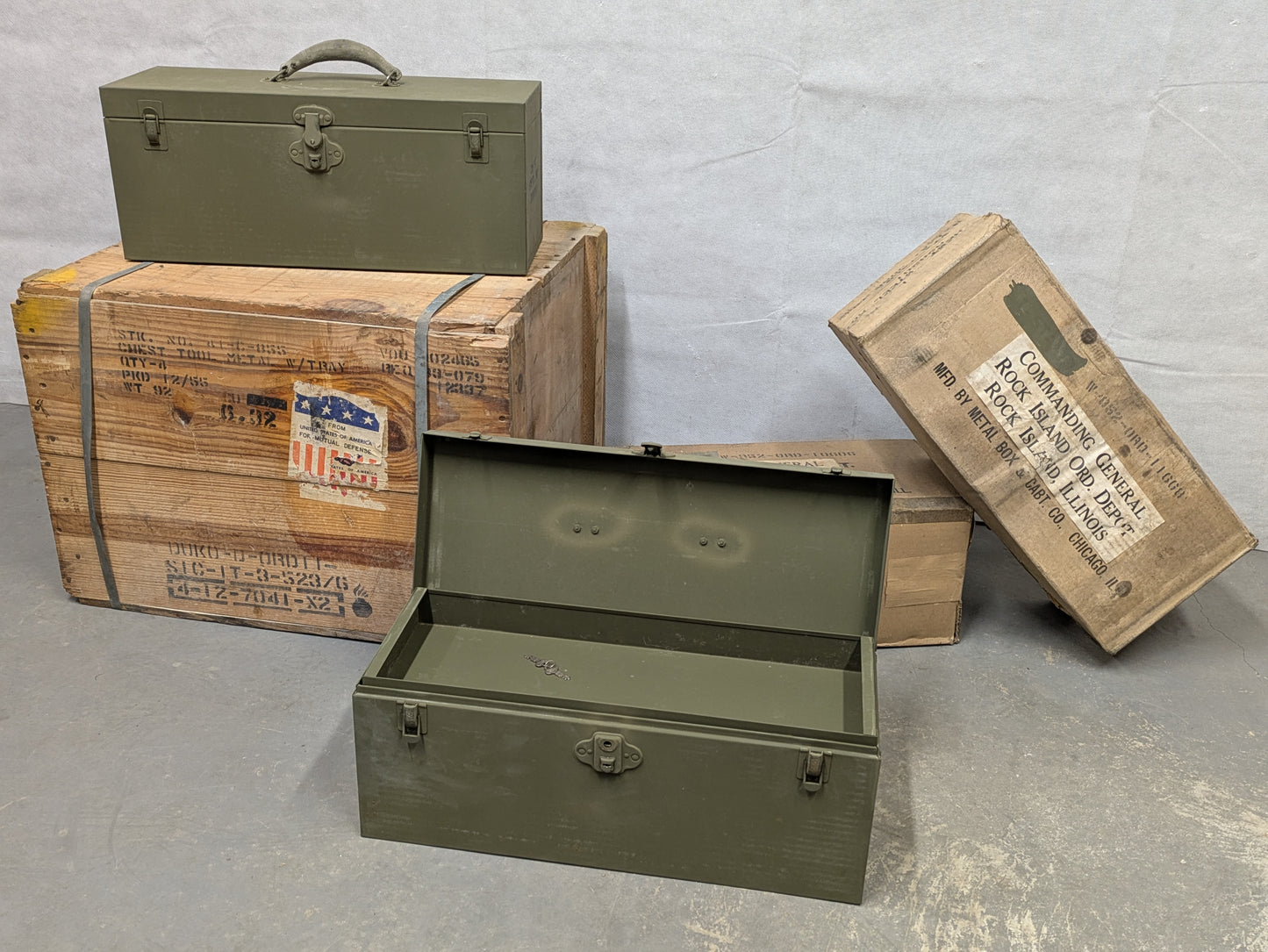 US Military M6 Lockable Portable MBC Tool Box - World War II - Dated 1942