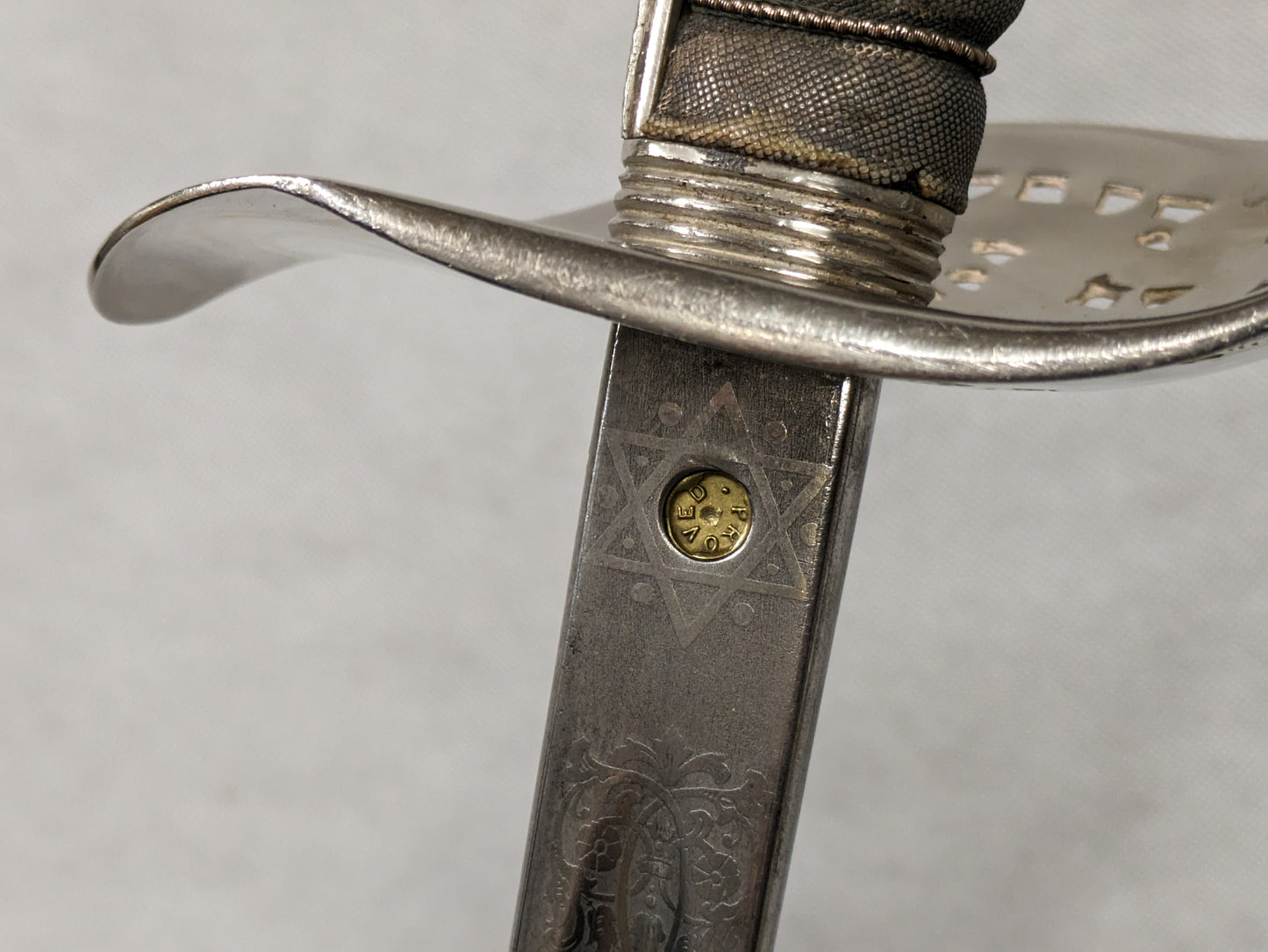 British 1897 Pattern Royal Engineers Officers Sword - Rogers & Co 15591