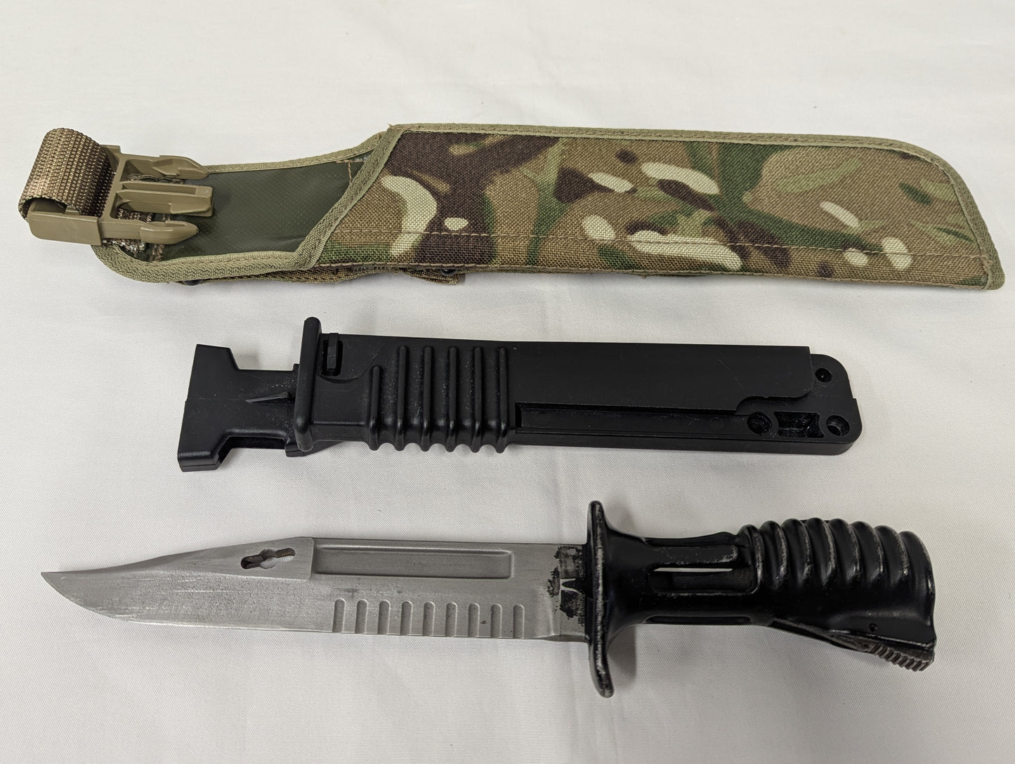 British Army L3A1 Bayonet for SA80 Rifle with Black Plastic Bayonet Frog and MTP PLCE Scabbard