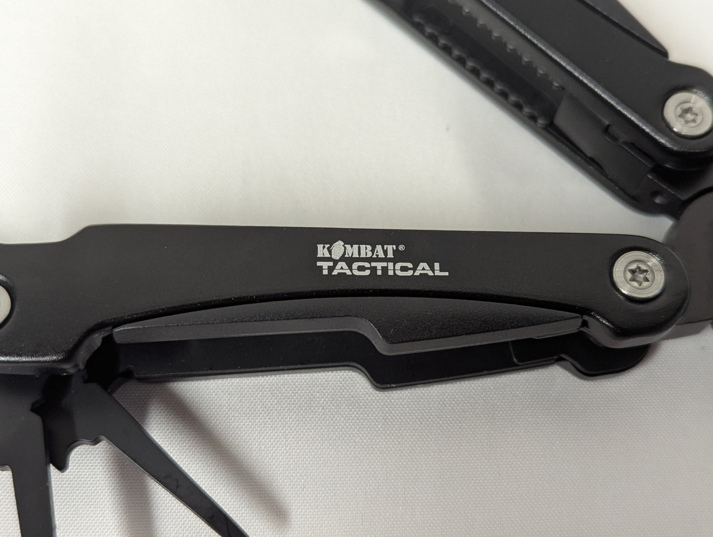Kombat Multitool - Black