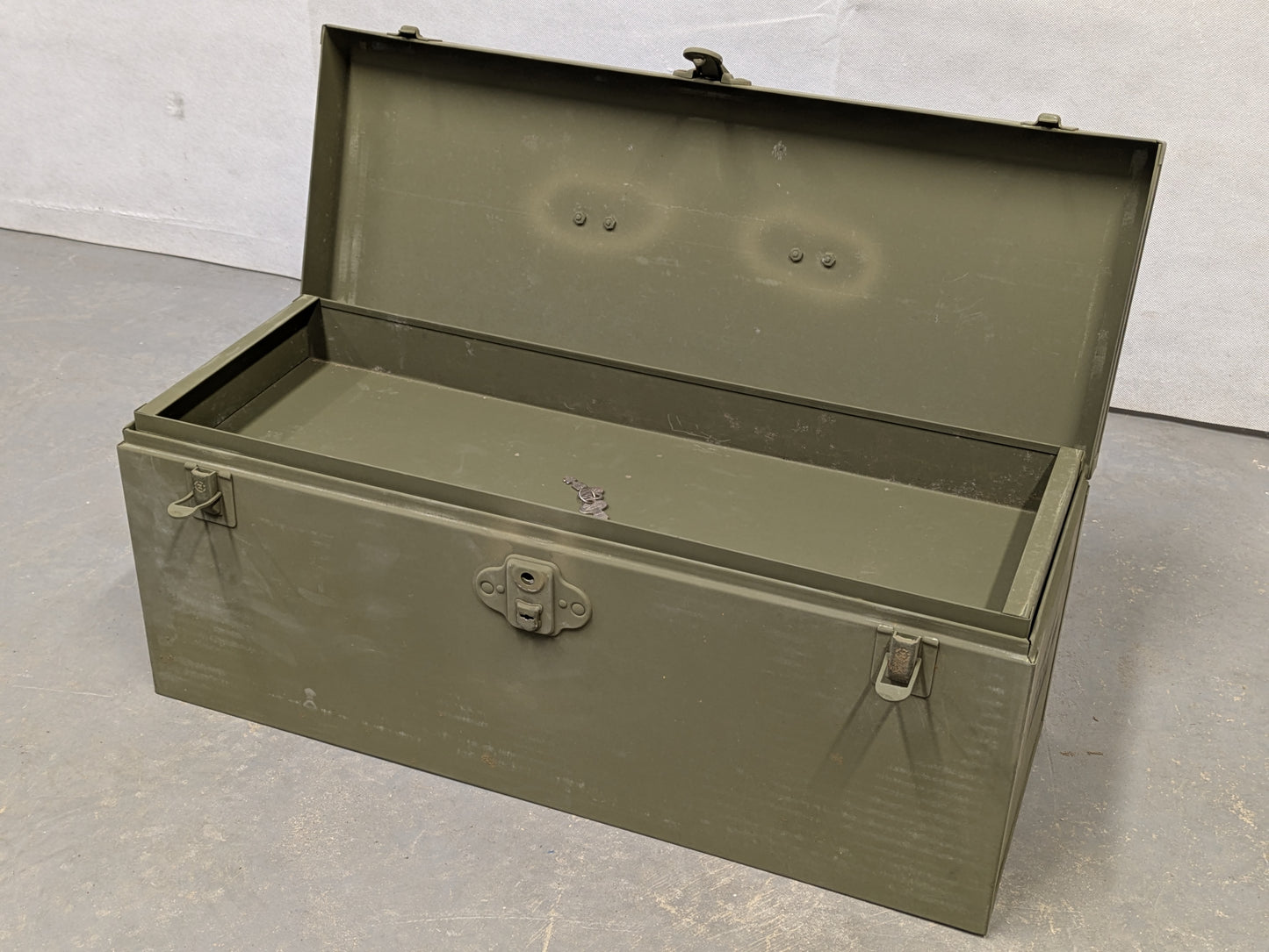 US Military M6 Lockable Portable MBC Tool Box - World War II - Dated 1942