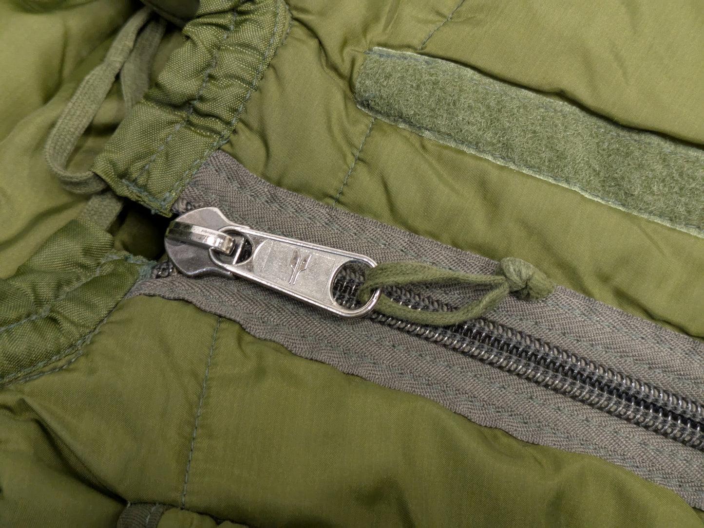 Arctic Extreme Cold Weather Sleeping Bag - Dated 1999