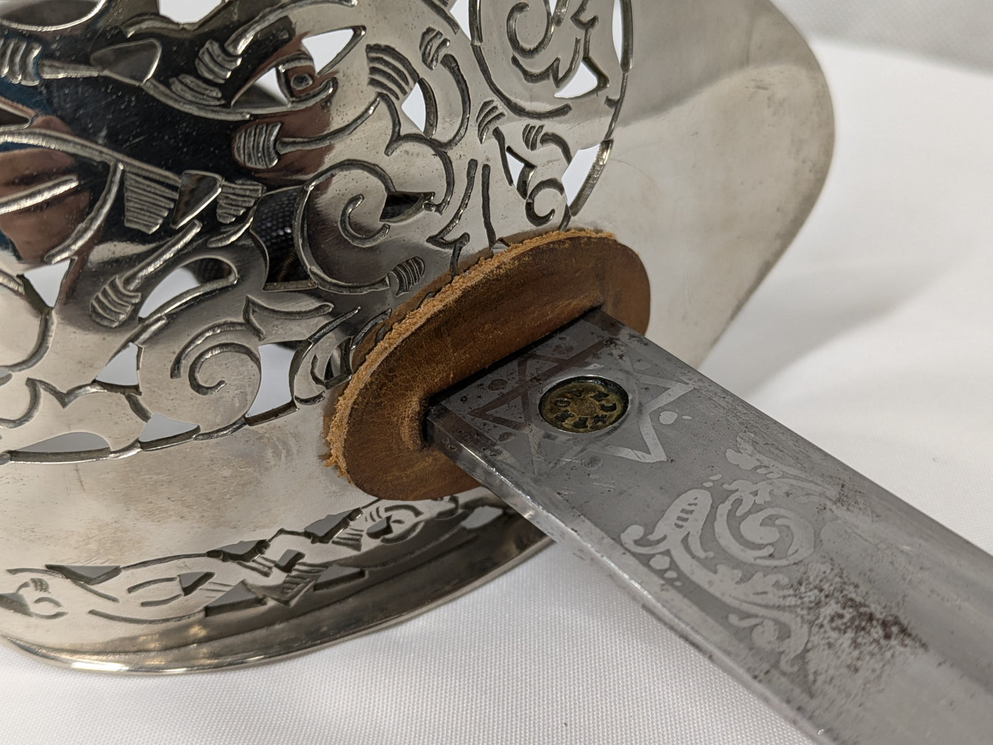 British 1897 Pattern Royal Artillery Officers Sword