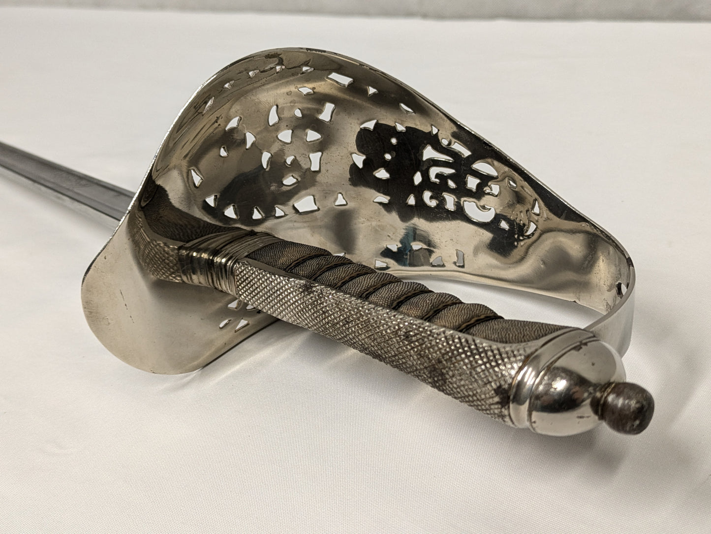 British 1897 Pattern Royal Engineers Officers Sword - J. Daniels & Co 425EG/2