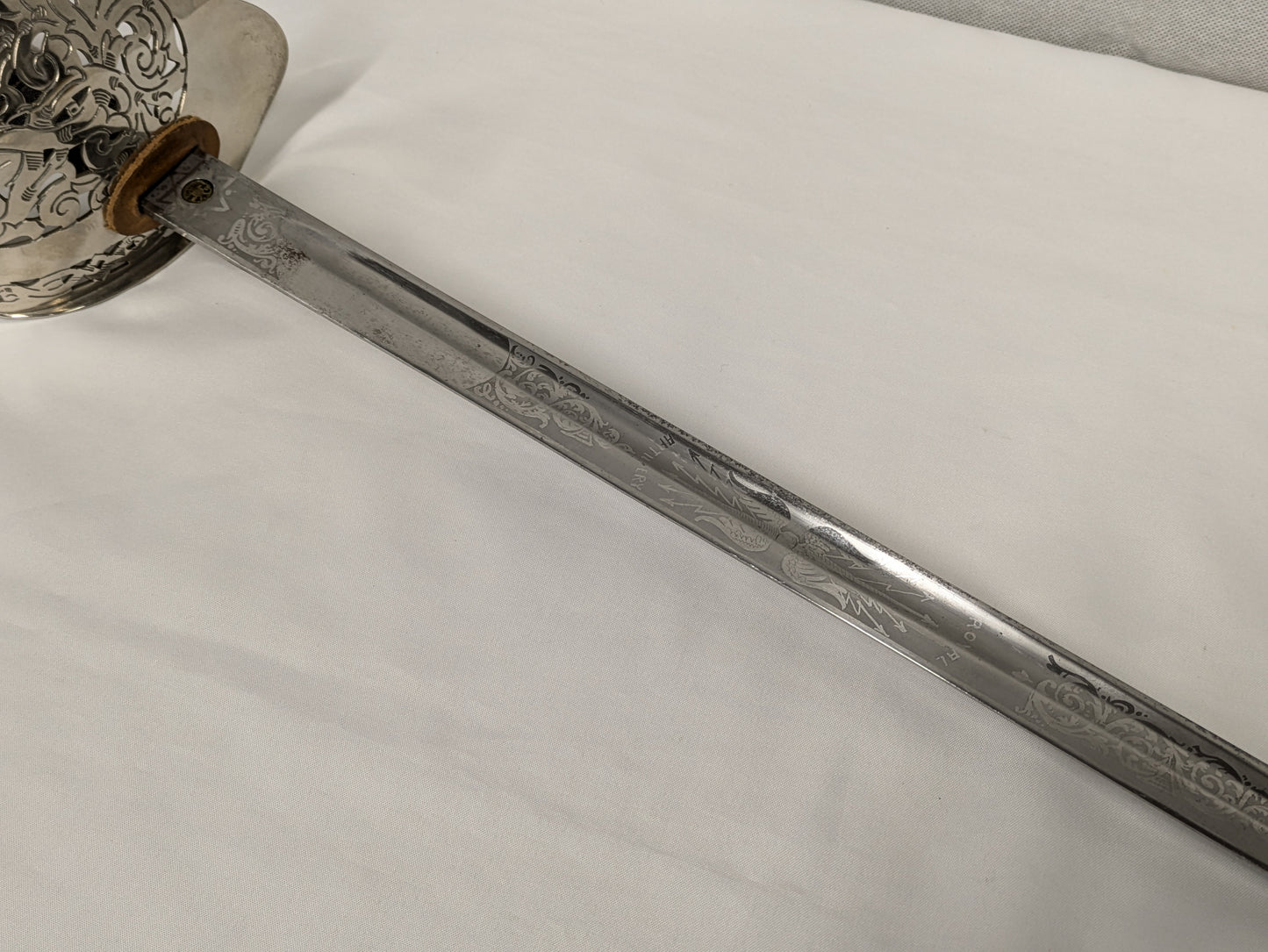 British 1897 Pattern Royal Artillery Officers Sword