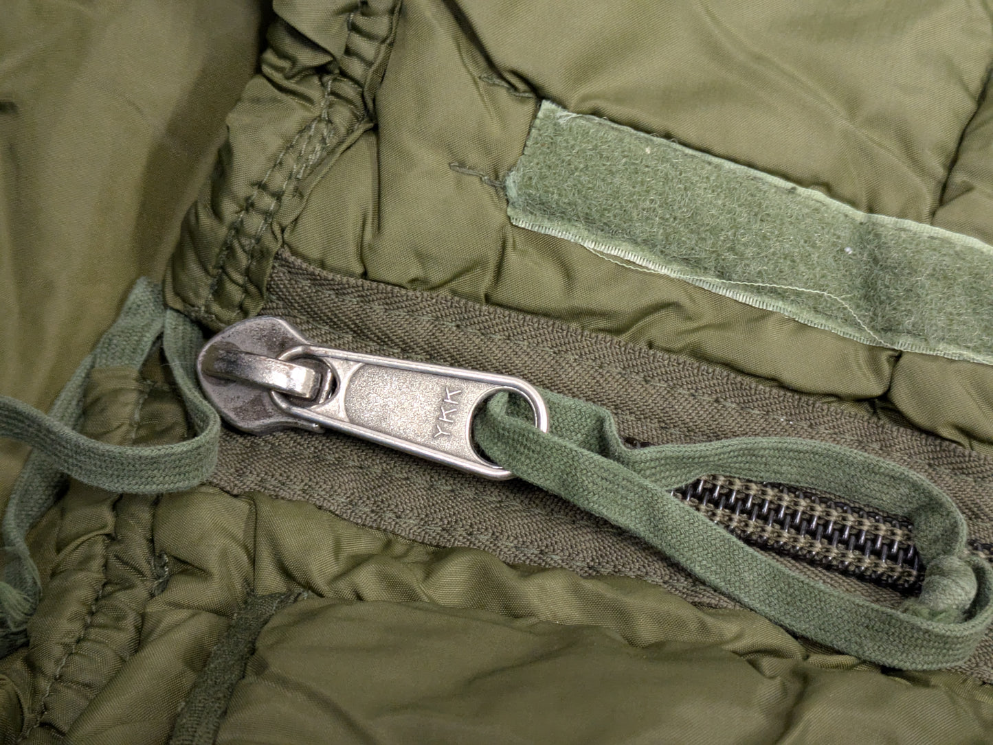 Arctic Extreme Cold Weather Sleeping Bag - Dated 1991