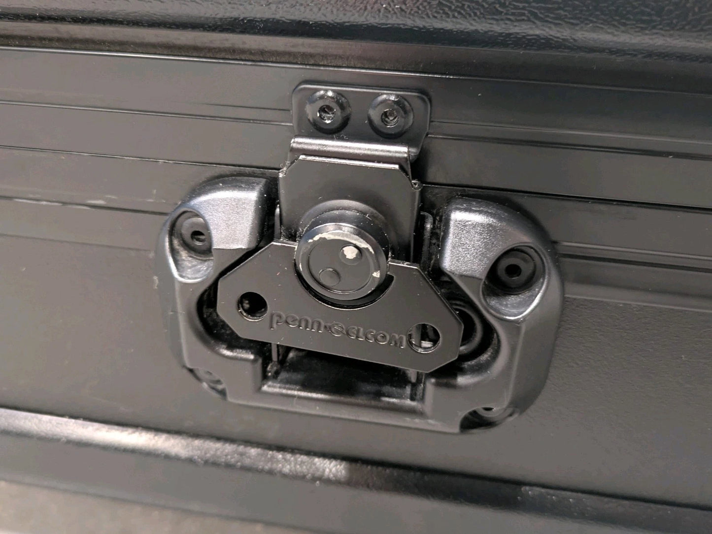Black Storage Flight Equipment Wheeled Flat Screen Case Box