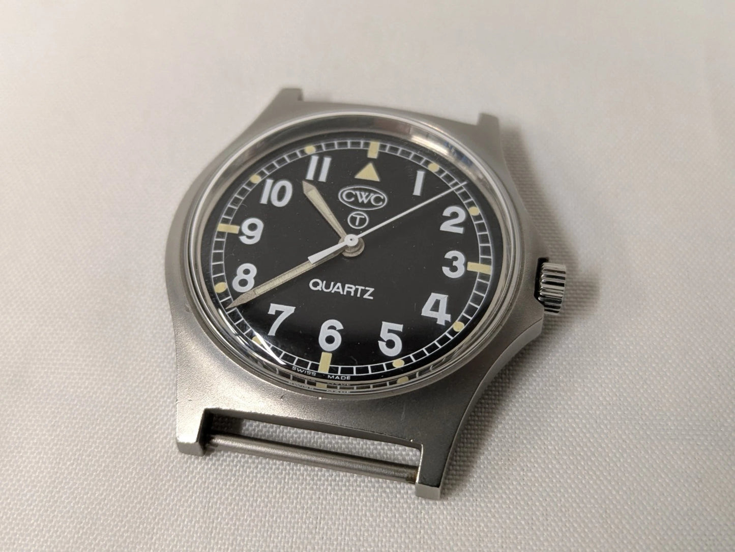 Royal Navy G10 CWC Watch - Dated 1990