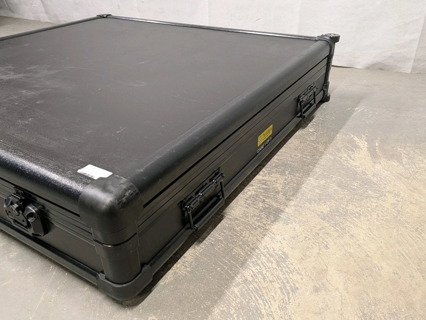 Black Storage Flight Equipment Wheeled Flat Screen Case Box