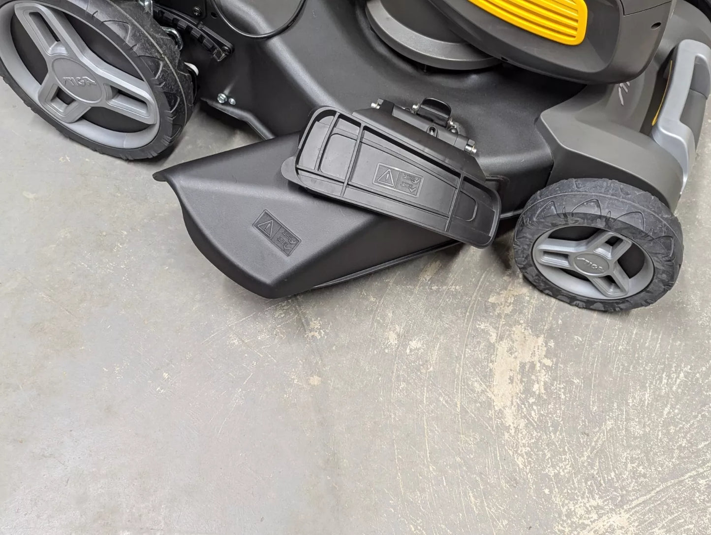 Stiga Combi 753 SQ AE Premium 4 in 1 Battery Powered Lawnmower - NEW