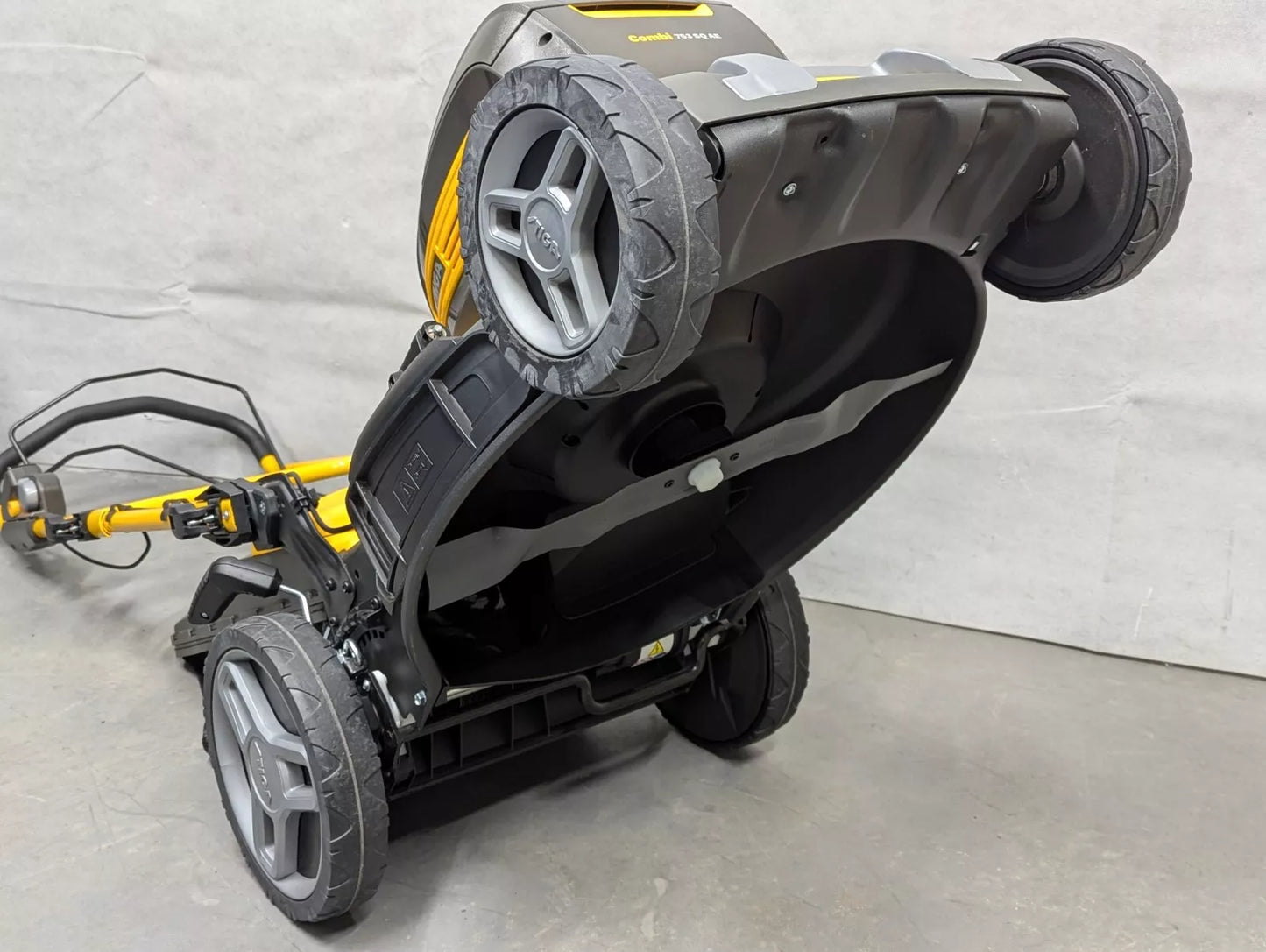 Stiga Combi 753 SQ AE Premium 4 in 1 Battery Powered Lawnmower - NEW