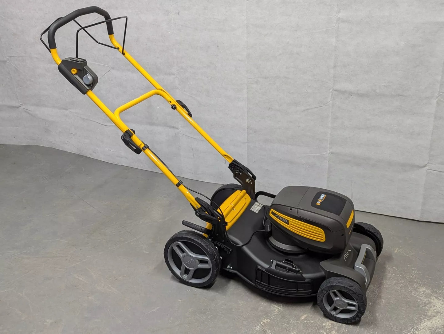 Stiga Combi 753 SQ AE Premium 4 in 1 Battery Powered Lawnmower - NEW