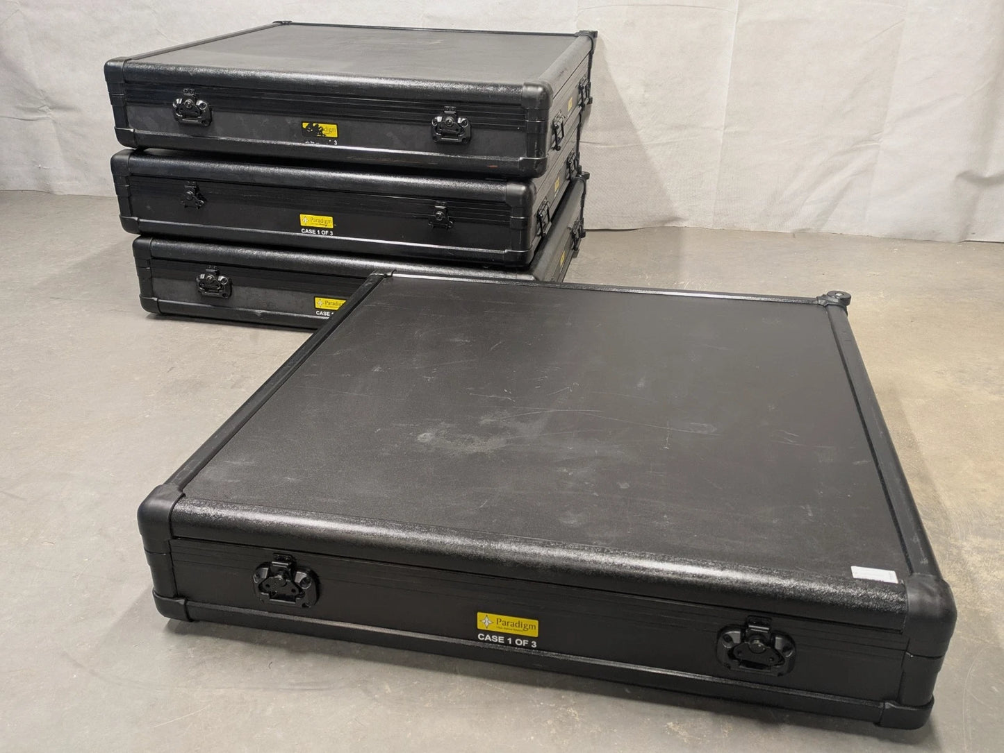 Black Storage Flight Equipment Wheeled Flat Screen Case Box