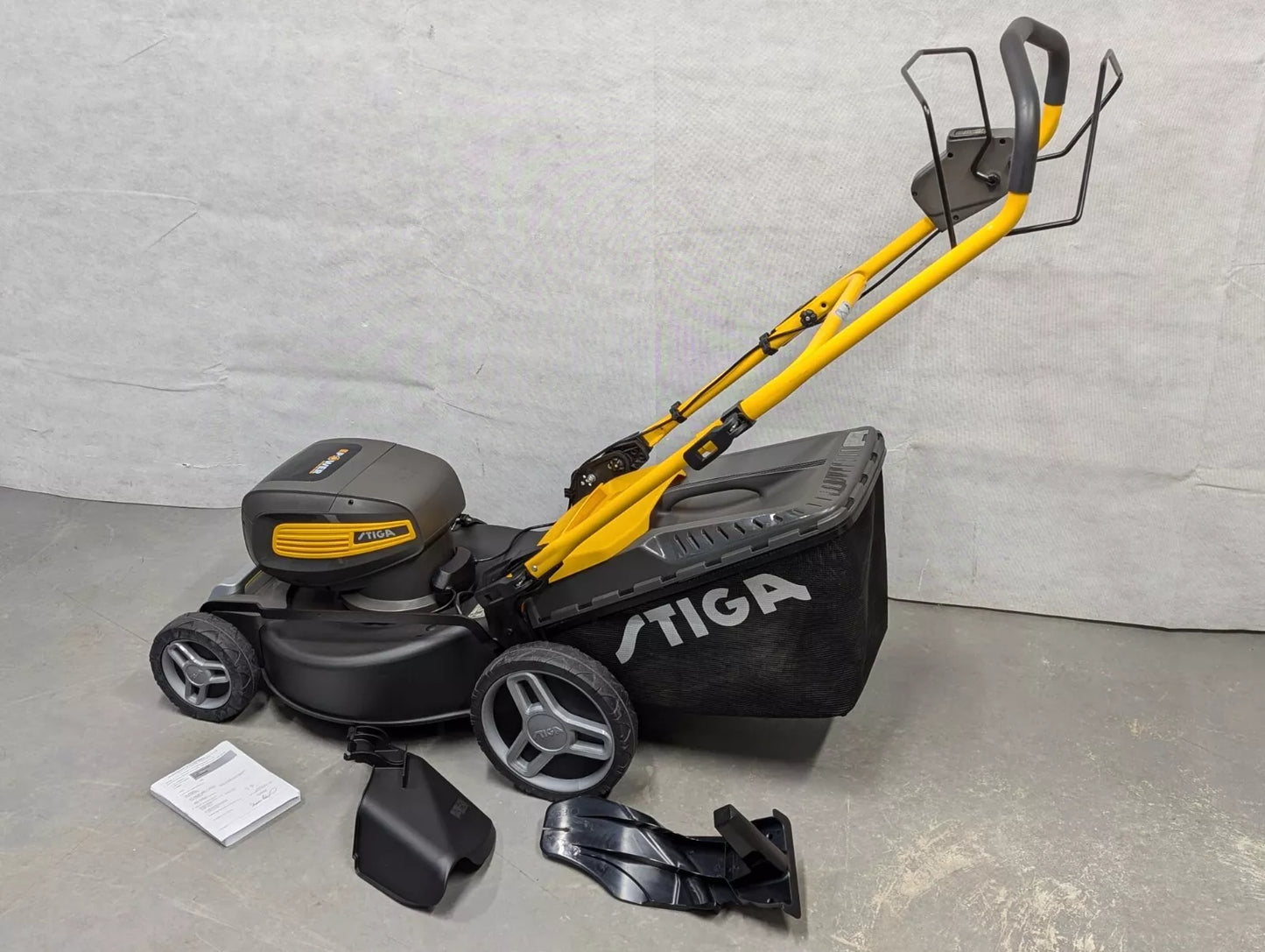Stiga Combi 753 SQ AE Premium 4 in 1 Battery Powered Lawnmower - NEW