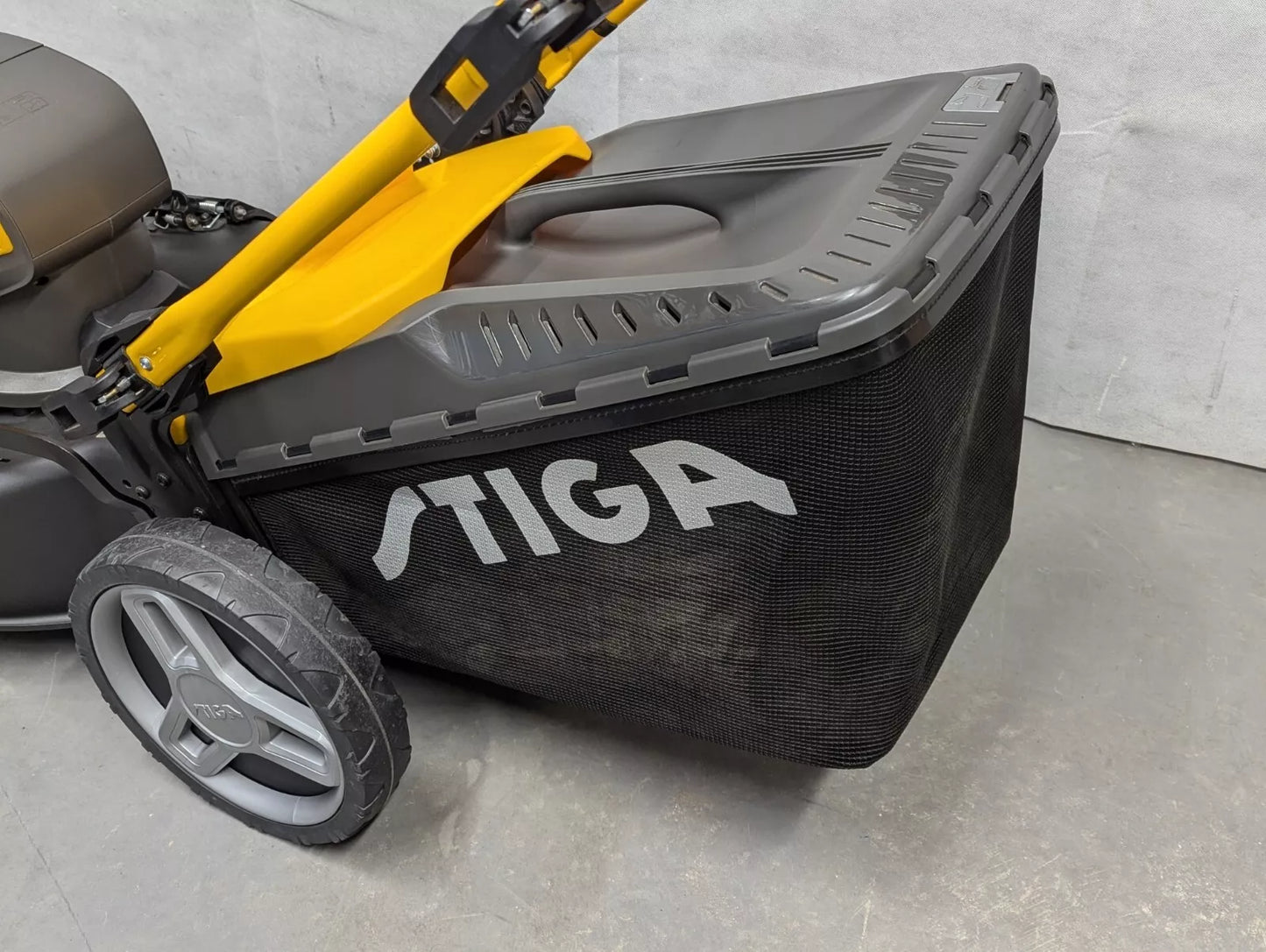 Stiga Combi 753 SQ AE Premium 4 in 1 Battery Powered Lawnmower - NEW