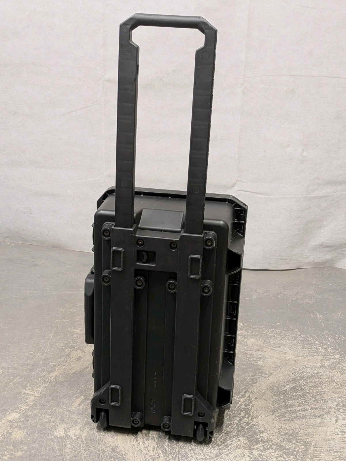 Peli iM2500 Protector Pelican Storm Case Travel Flight Equipment Box on Wheels