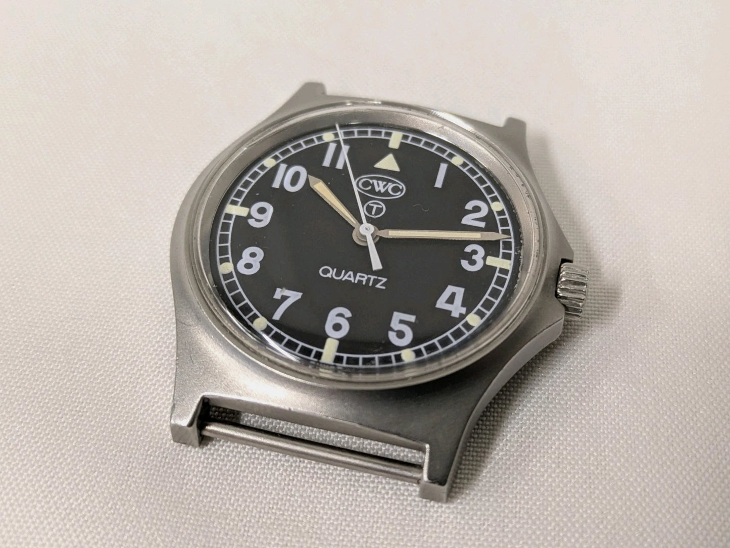 Royal Navy G10 CWC Watch - Dated 1988