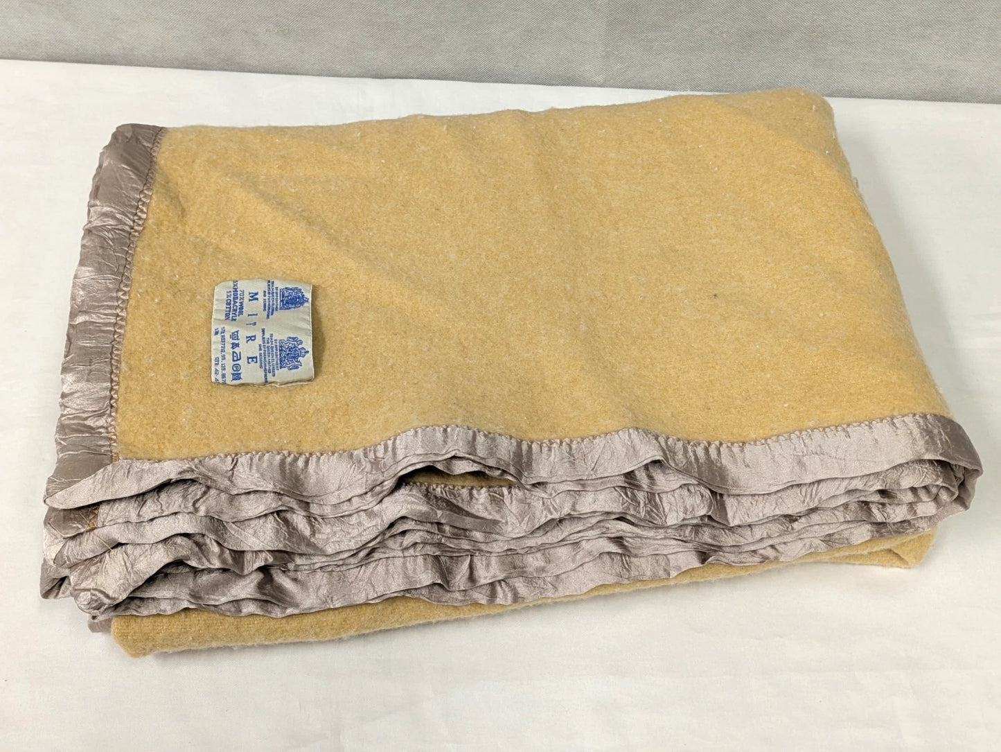British Army Vintage Wool Thick Woolen Blanket 1.7m x 1.4m