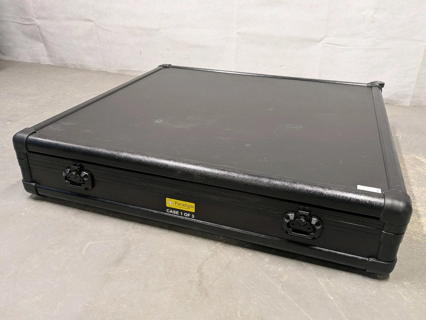 Black Storage Flight Equipment Wheeled Flat Screen Case Box