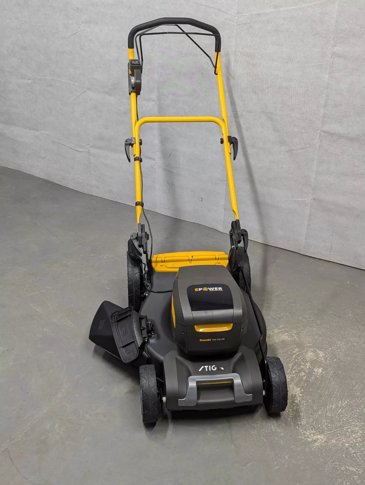 Stiga Combi 753 SQ AE Premium 4 in 1 Battery Powered Lawnmower - NEW