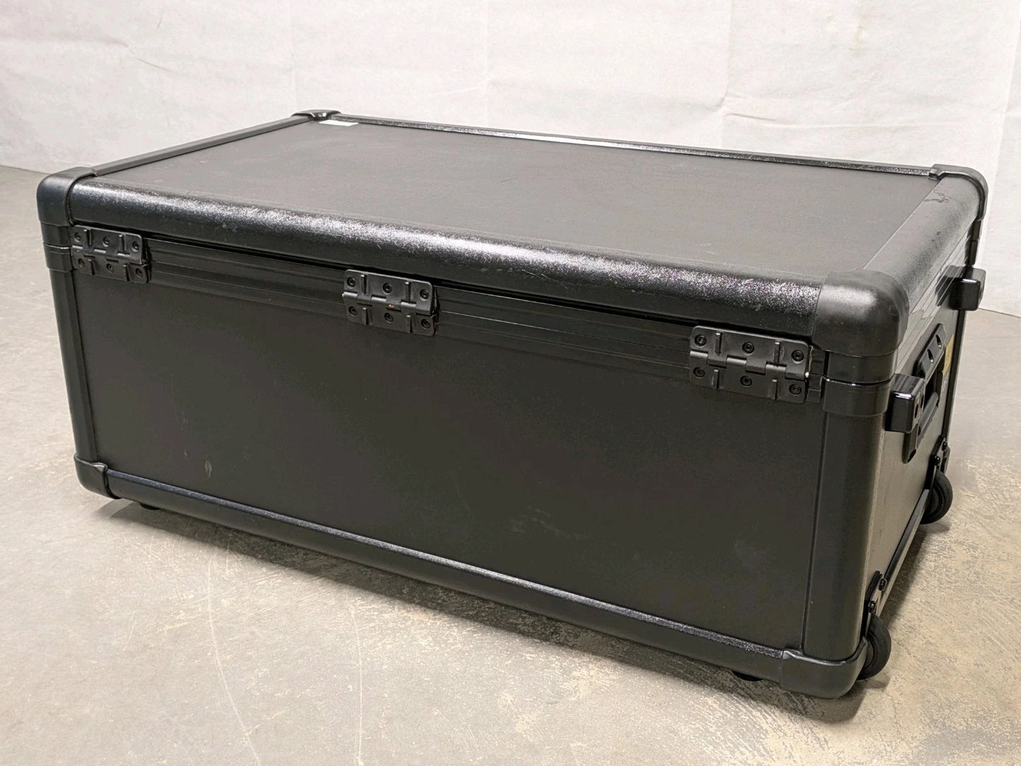 Black Storage Flight Equipment Lockable Wheeled Tote Case Box