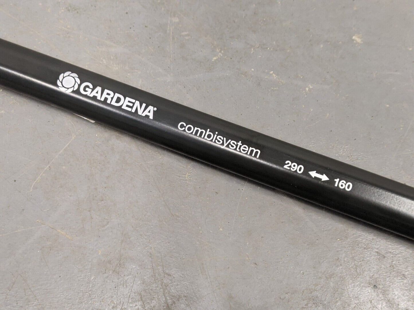 2.9m Gardena Combisystem Long Telescopic Handle 160cm-290 cm