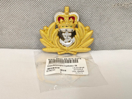 Royal Navy RN Officers Cap Badge