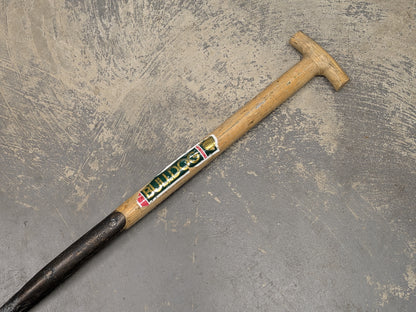 Bulldog 3 ft General Service Shovel - Dated 1995