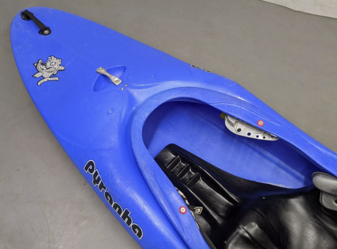 Pyranha H3 235 Kayak