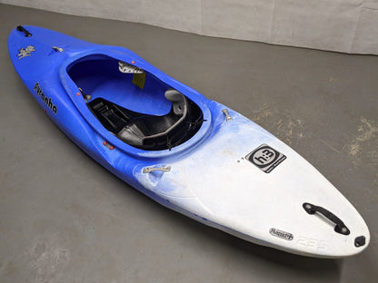 Pyranha H3 235 Kayak