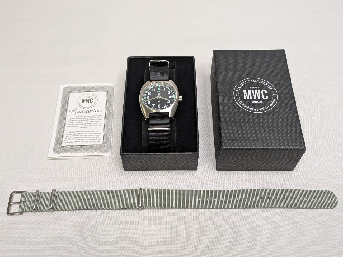 MWC W10 1970s Pattern General Service 24 Jewel Automatic Military Watch