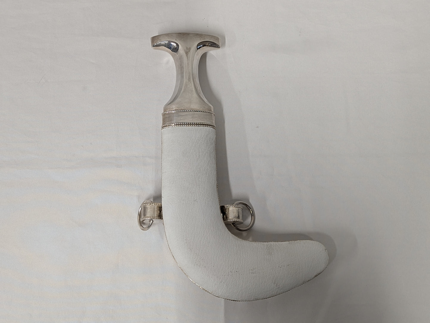 Bahrain Defence Force Silver Jambayia Khanjer Dagger with Scabbard