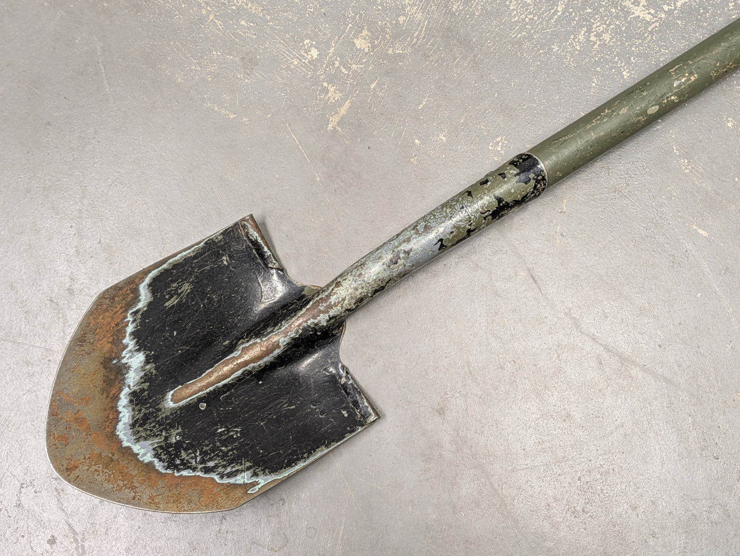 Spear & Jackson General Service Infantry Short Shovel - Dated 1984