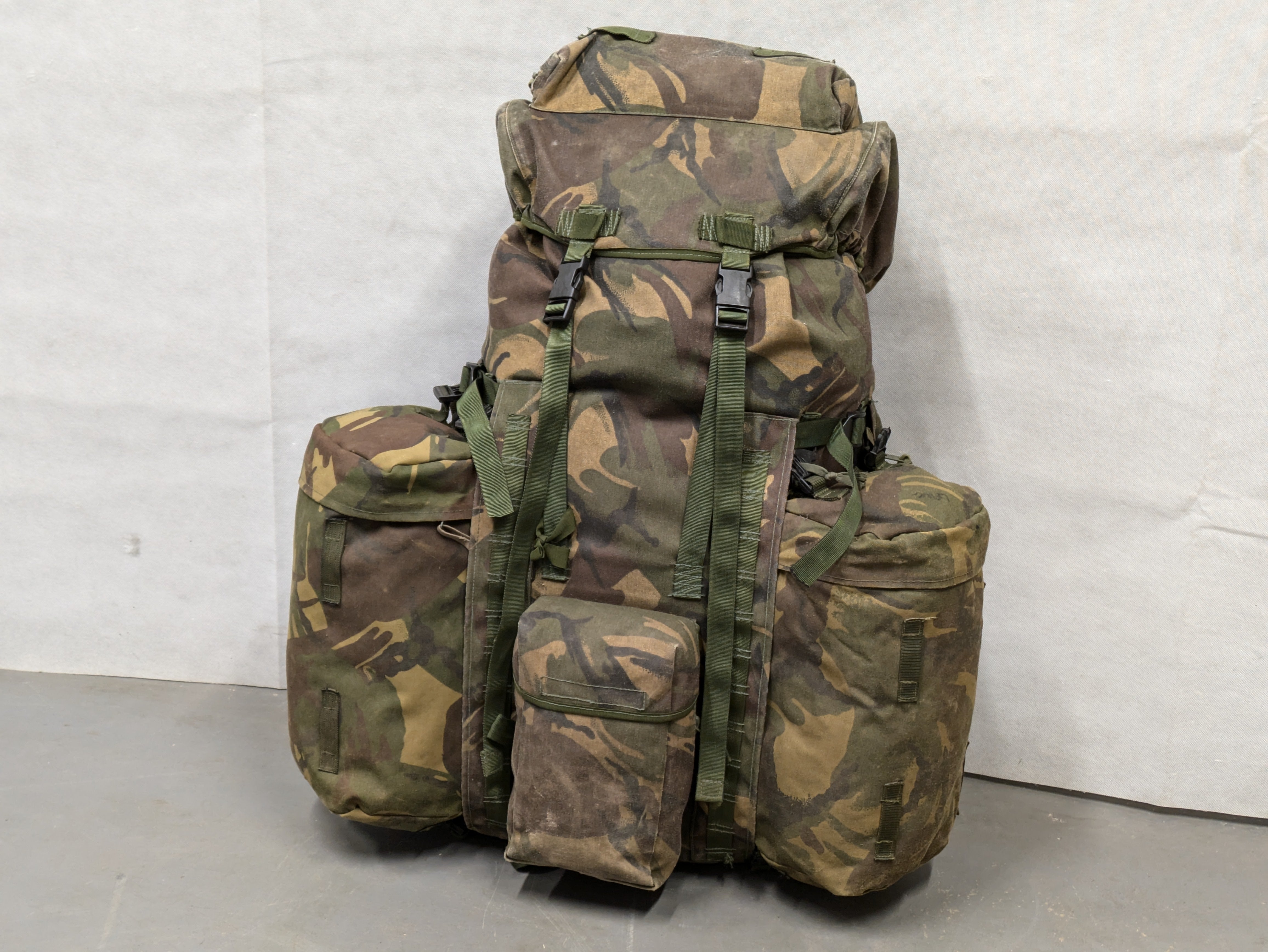 British Army DPM Long Convoluted Back Bergen Rucksack Backpack | HOS ...
