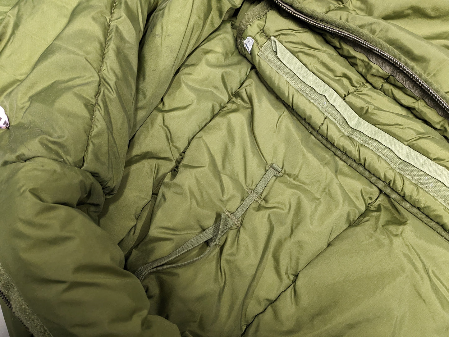 Arctic Extreme Cold Weather Sleeping Bag - Dated 2001