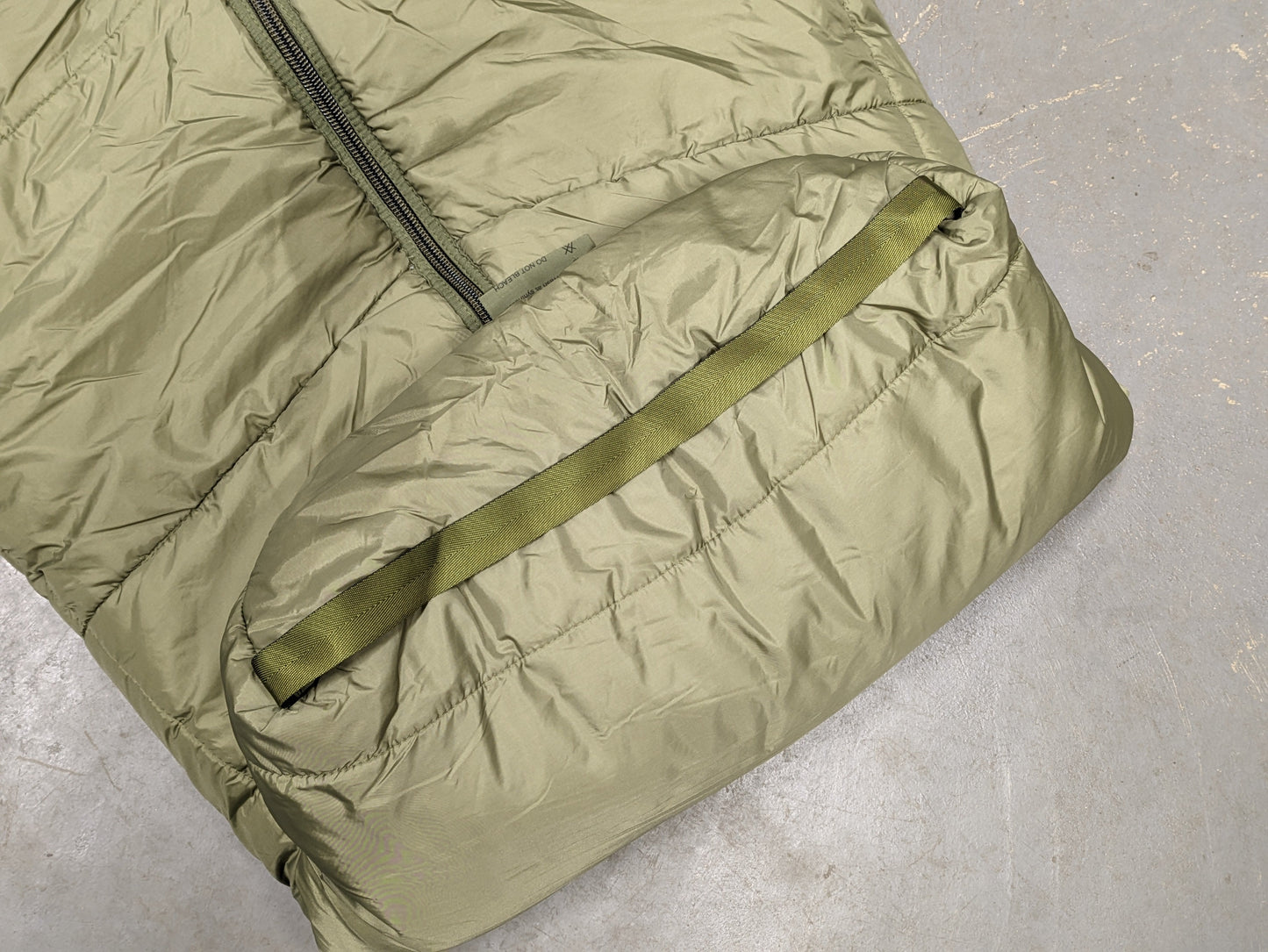 Arctic Extreme Cold Weather Sleeping Bag - Dated 2004