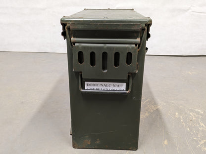 US Army M548 Ammo Ammunition Storage Box Can with 100 x 20mm M51A4N Plastic Dummy Rounds