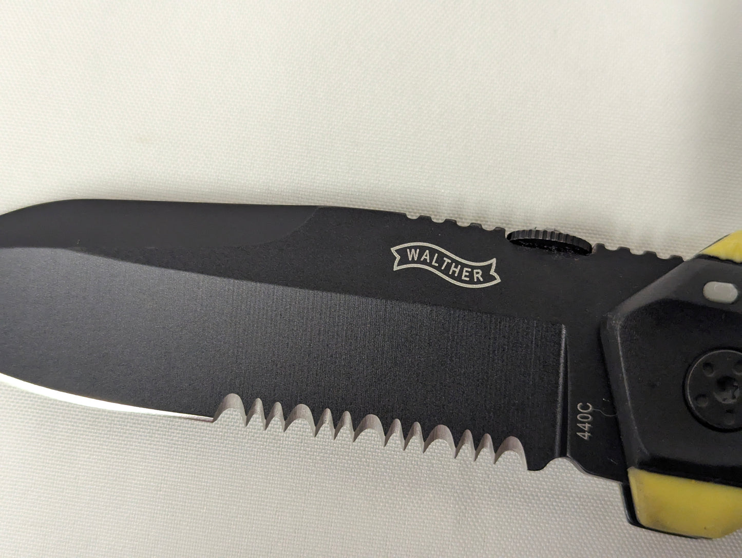 Walther ERK Folding Lock Combo Blade Emergency Rescue Knife with Pouch