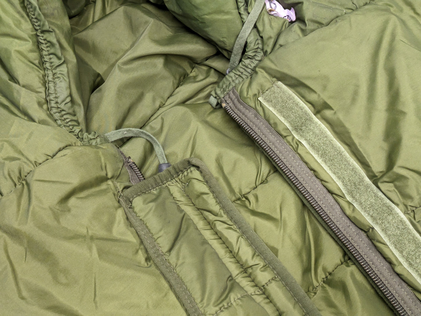 Arctic Extreme Cold Weather Sleeping Bag - Dated 2001