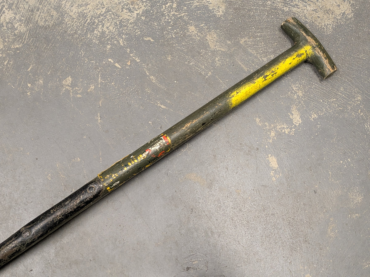Bulldog 3 ft General Service Shovel - Dated 1985