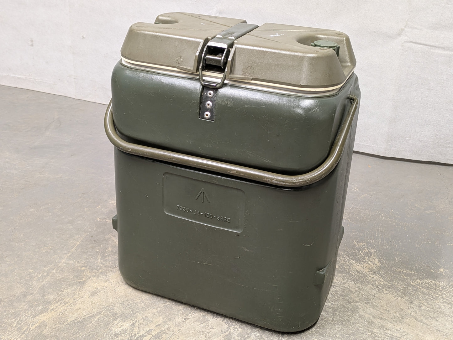 Norwegian Food Container 18L Insulated Hot Cold Food Drink Box