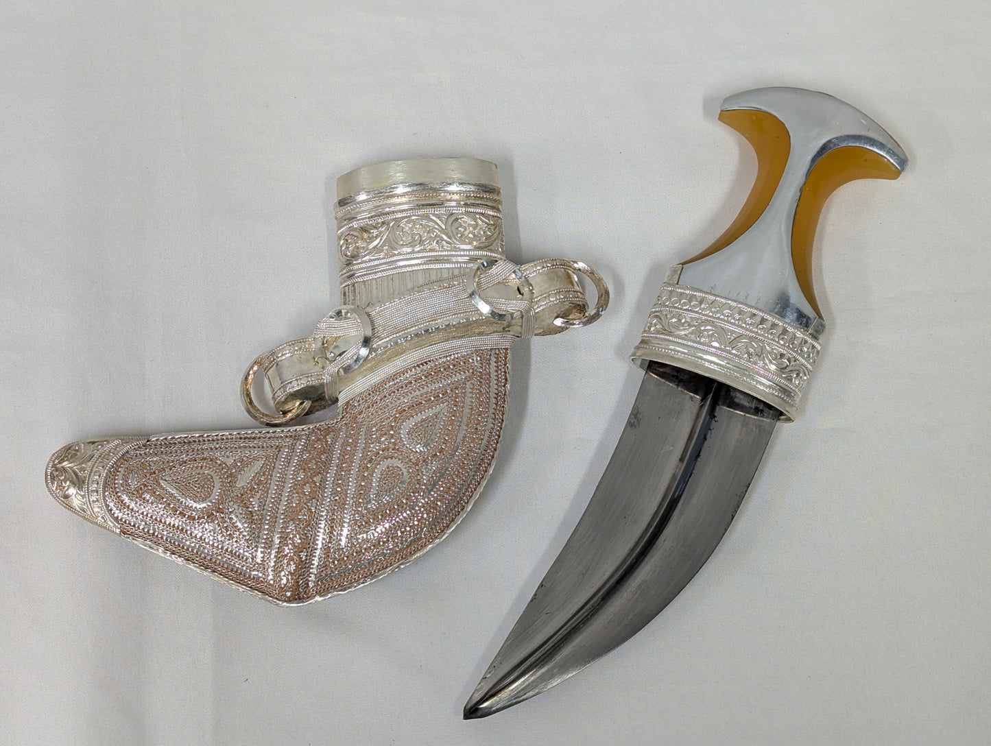 Oman Arabic Silver Khanjer Dagger with Scabbard Vintage
