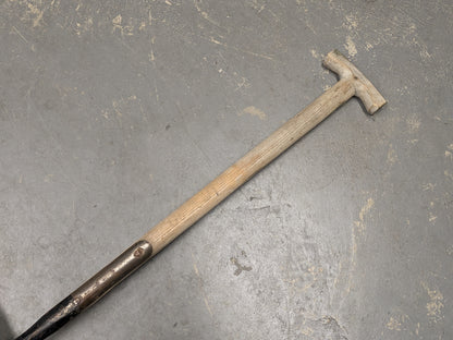 Spear & Jackson 3 ft General Service Shovel - Dated 1987