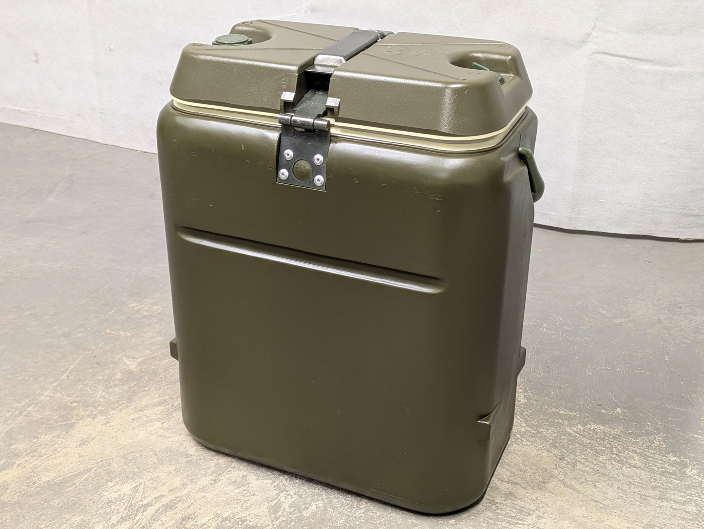 Norwegian Food Container 18L Insulated Hot Cold Food Drink Box