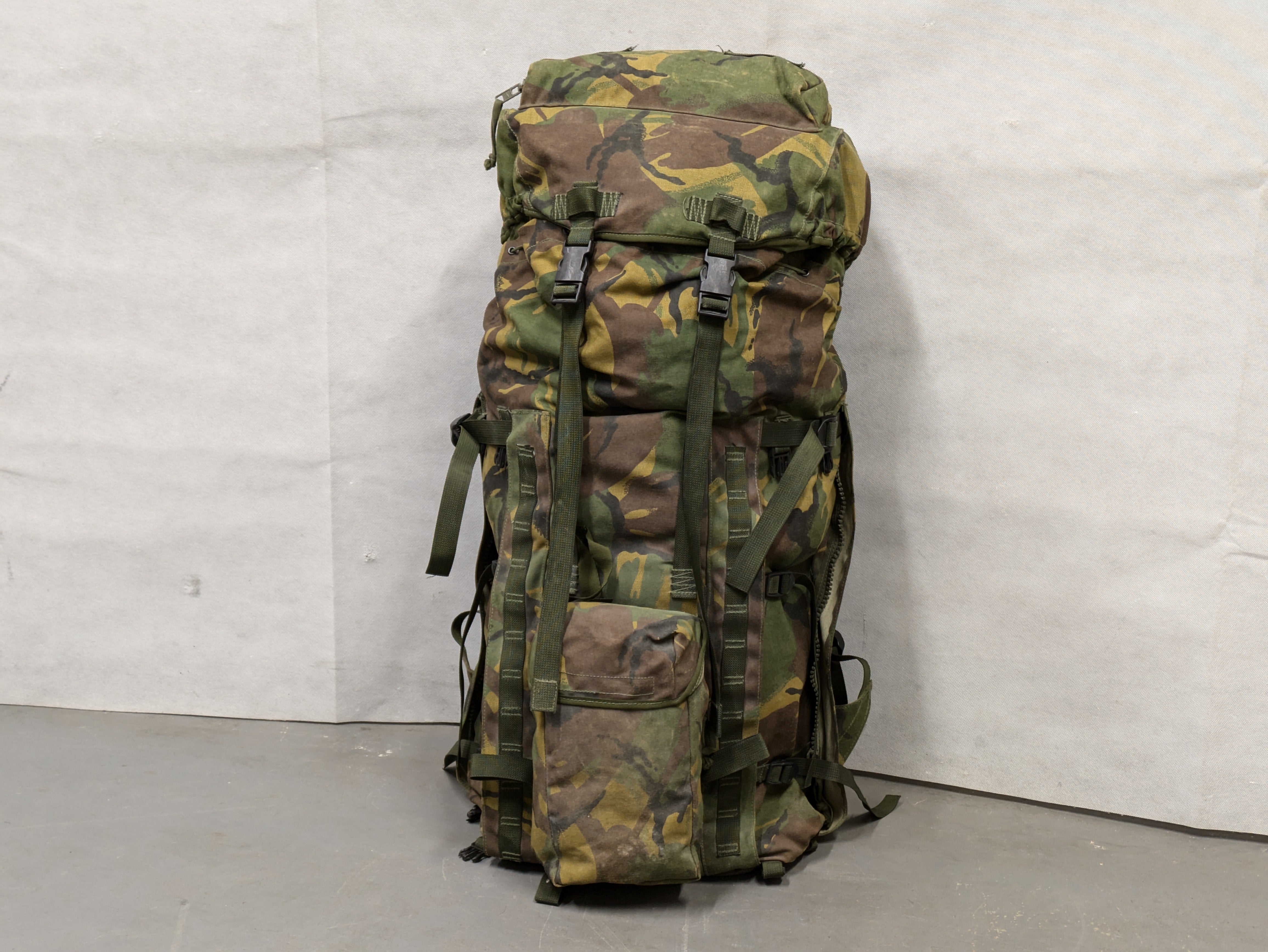 British Army DPM Long Convoluted Back Bergen Rucksack Backpack | HOS ...