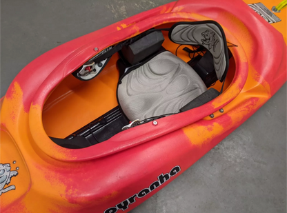 Pyranha S6F 193 Kayak