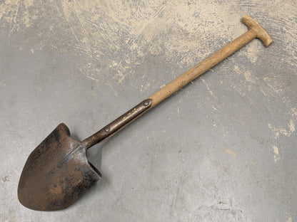 E&W Lucas Ltd 3 ft General Service Shovel - Dated 1954