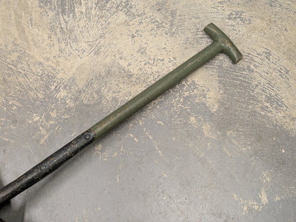 Bulldog 3 ft General Service Shovel - Dated 1985