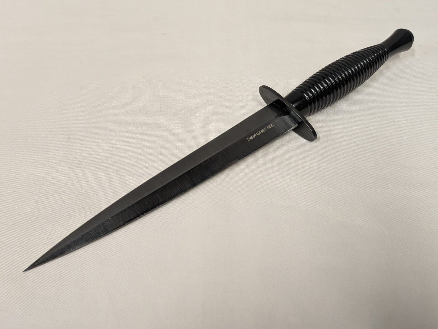 British Army MOD Fairbairn Sykes Fighting Knife Black Commando Dagger with Leg Sheath